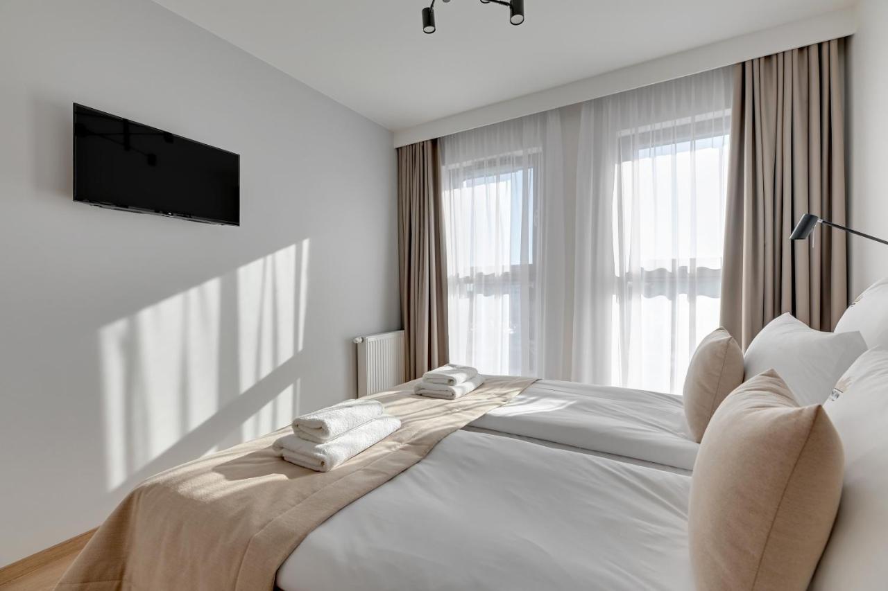 Grano Residence - Pool, Sauna, Spa & Parking By Downtown Apartments غدانسك المظهر الخارجي الصورة